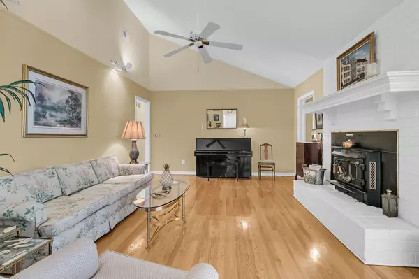 Charleston, SC 29414,1647 Sulgrave Rd