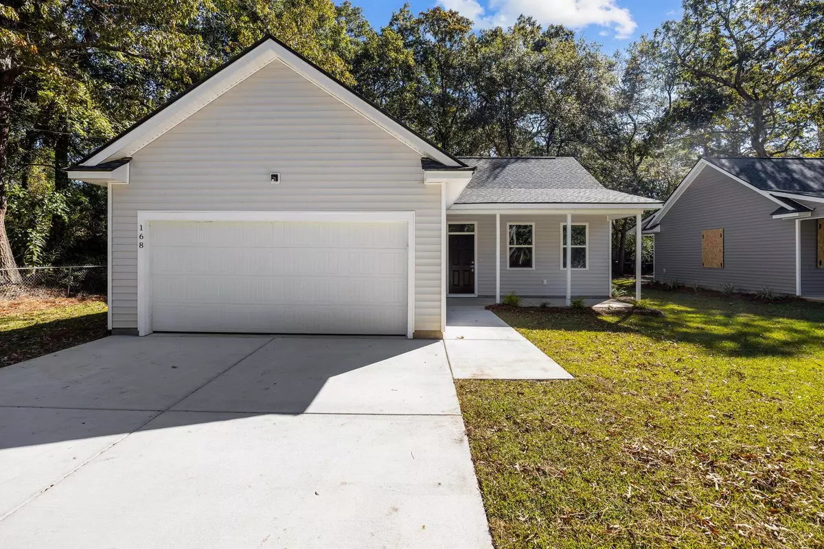 Summerville, SC 29485,168 Aleene Dr