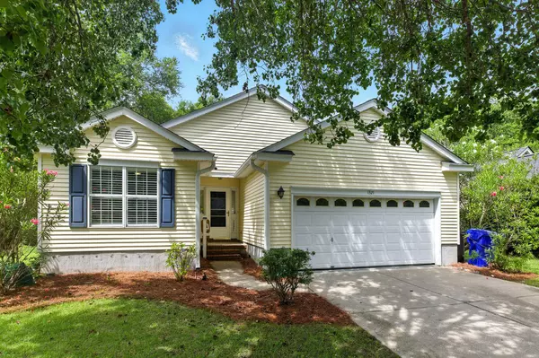 1321 Wild Olive Dr, Mount Pleasant, SC 29464