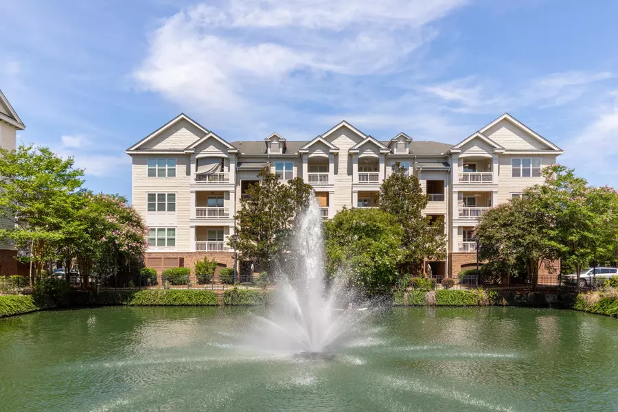 2244 Ashley Crossing Dr #125, Charleston, SC 29414