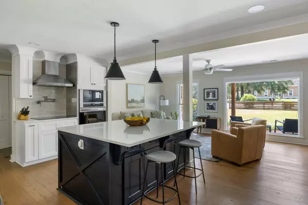 Mount Pleasant, SC 29464,344 4th Ave