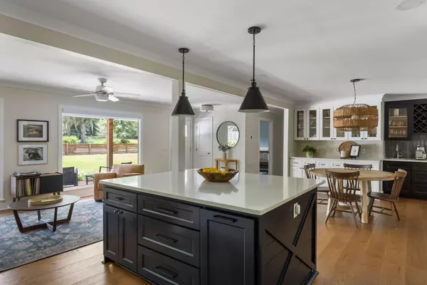 Mount Pleasant, SC 29464,344 4th Ave