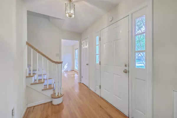 Summerville, SC 29485,109 Squire Ct