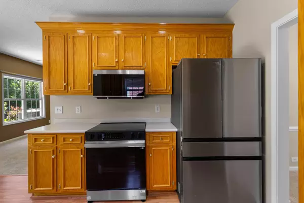 North Charleston, SC 29420,8752 Evangeline Dr