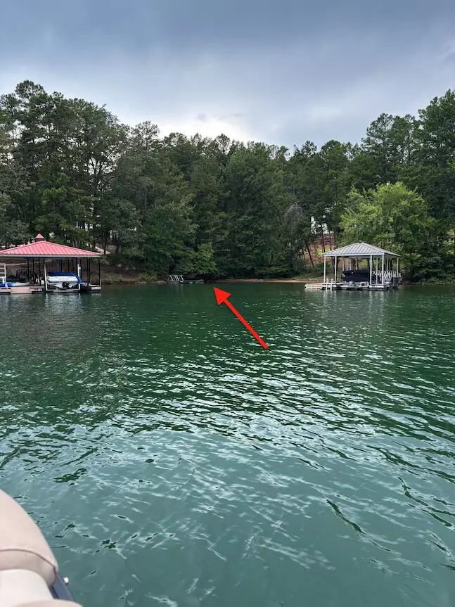 West Union, SC 29696,421 Peninsula Rd