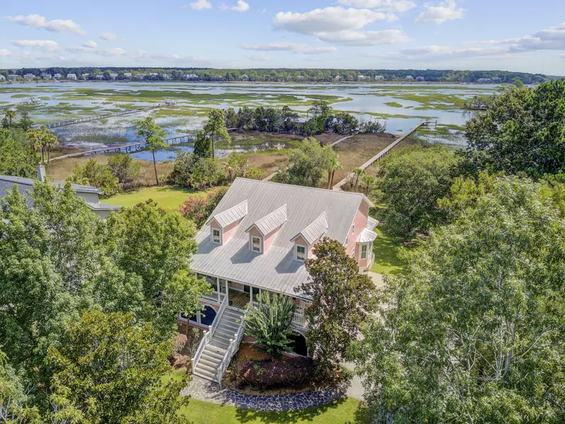 470 Commonwealth Rd, Mount Pleasant, SC 29466