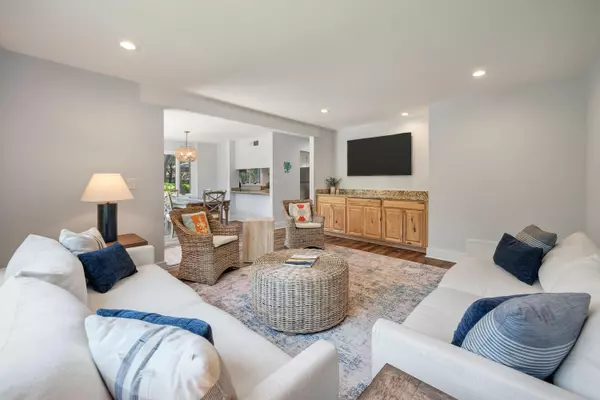 Kiawah Island, SC 29455,1332 Sea Elder Dr