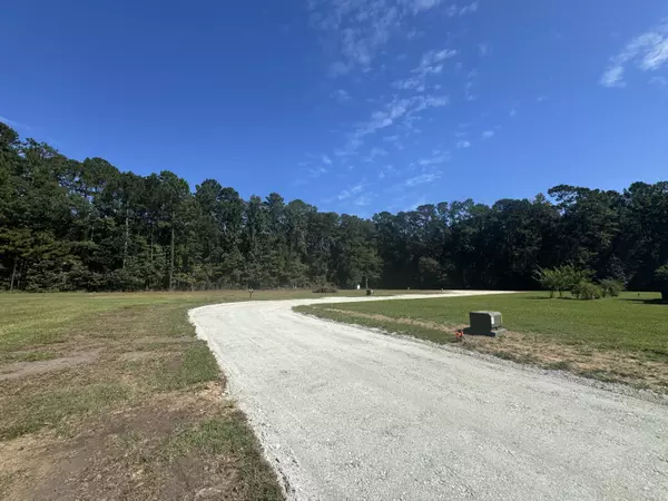 Summerville, SC 29486,0 Jedburg Rd #4