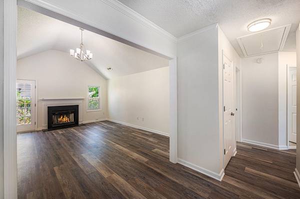 Hanahan, SC 29410,1704 Falcon Cove Ln