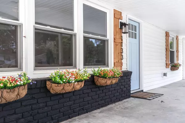 Hanahan, SC 29410,1133 Mount Batten Dr