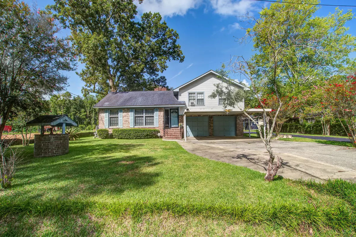North Charleston, SC 29406,8899 Salamander Rd