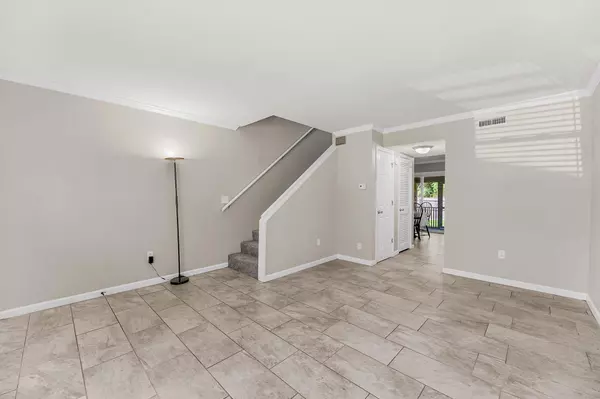 Charleston, SC 29407,1836 Mepkin Rd #D7