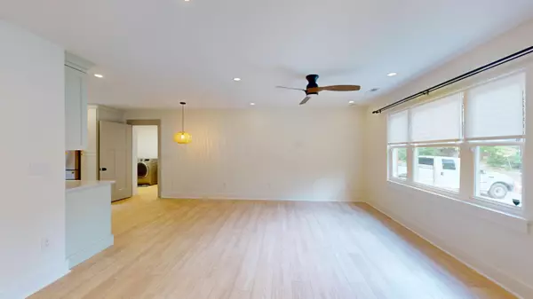 North Charleston, SC 29420,7645 Pinehurst St