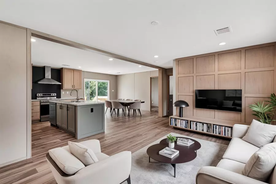 520 Branch Bend Way, Cross, SC 29436