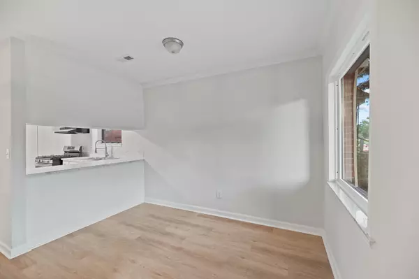 North Charleston, SC 29405,4928 Gaynor Ave