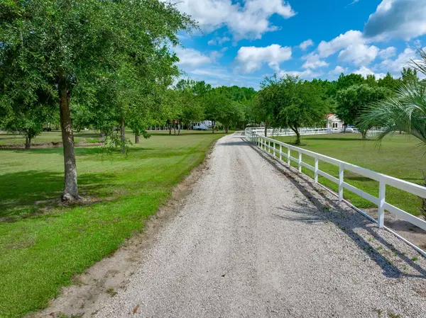 Lake City, SC 29560,24 Dream Ln