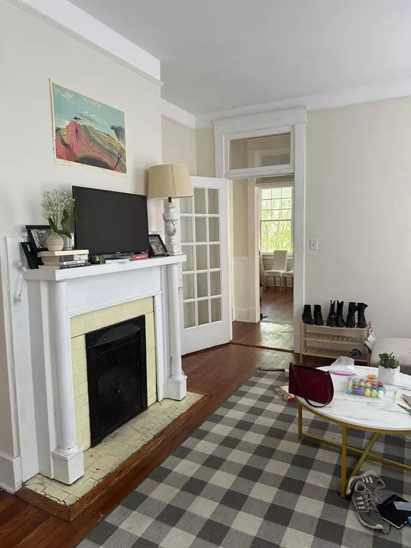 Charleston, SC 29403,16 Elizabeth St #B