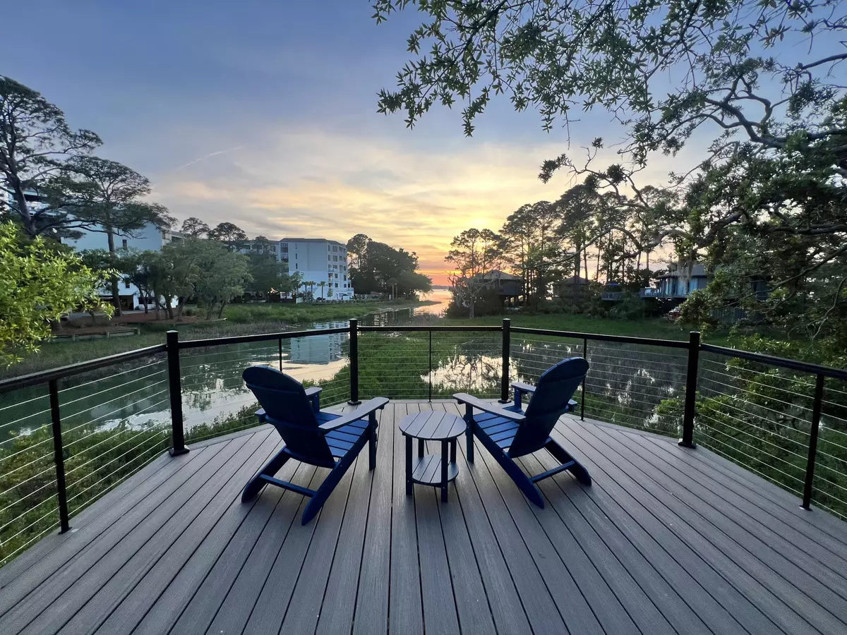 Hilton Head Island, SC 29928,2003 Deer Island Rd