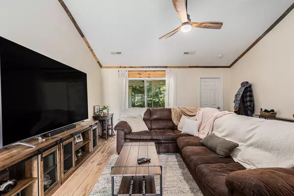 Goose Creek, SC 29445,122 Barley St