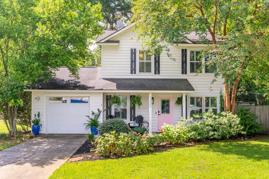 1232 Merganser Ct, Mount Pleasant, SC 29464