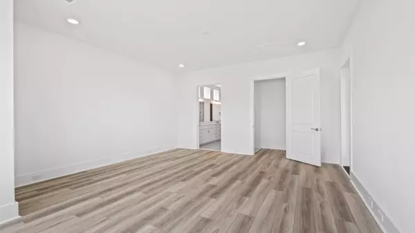 Summerville, SC 29486,160 Summerwind Dr