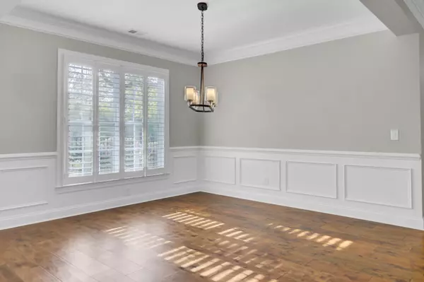 Summerville, SC 29485,102 Brutus Ln
