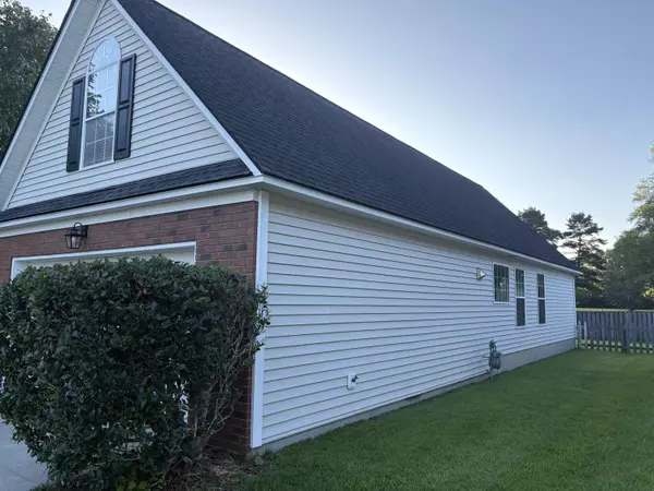 Summerville, SC 29485,110 Summer Trace Dr