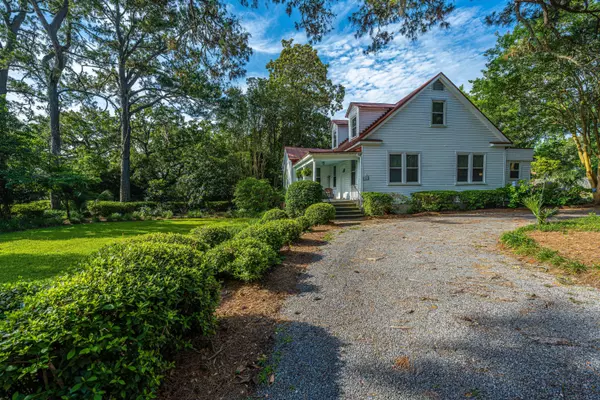 Charleston, SC 29412,685 Folly Rd