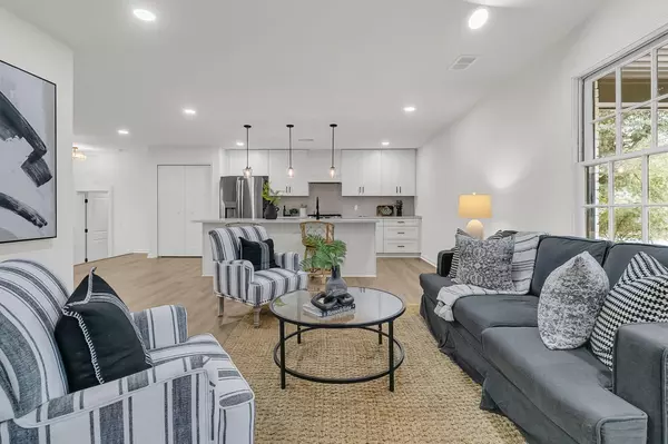 North Charleston, SC 29405,4231 Karen Dr