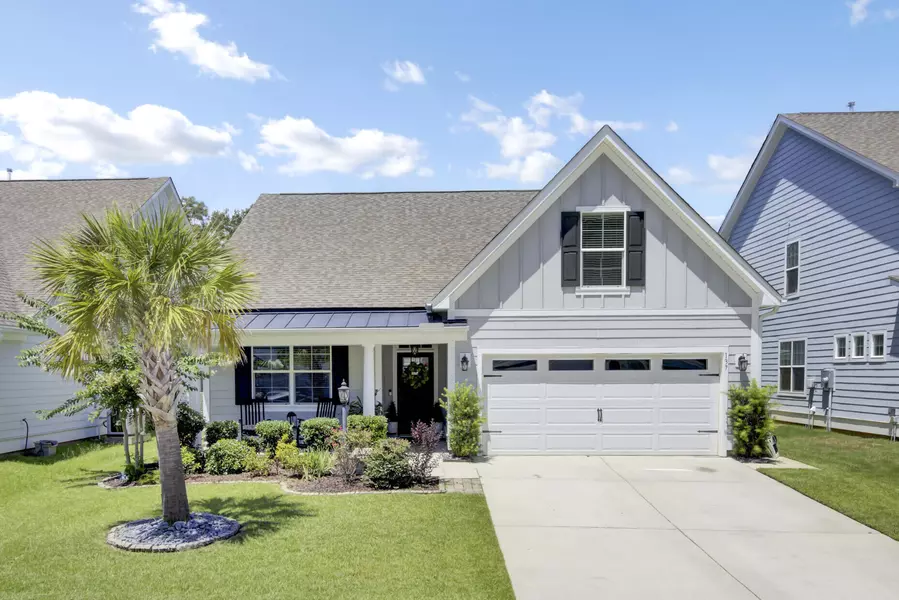 137 Longdale Dr, Summerville, SC 29483
