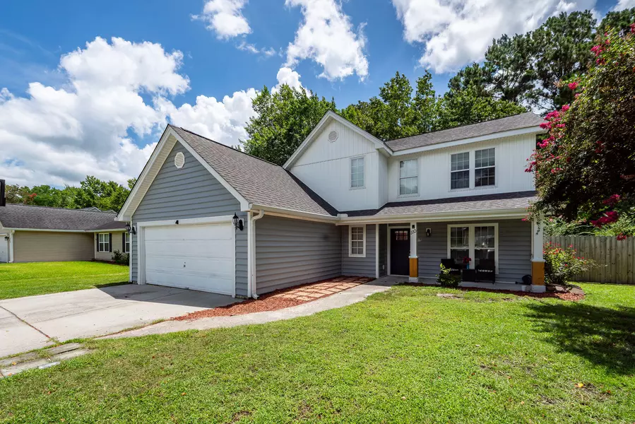 110 Red Cypress Dr, Goose Creek, SC 29445