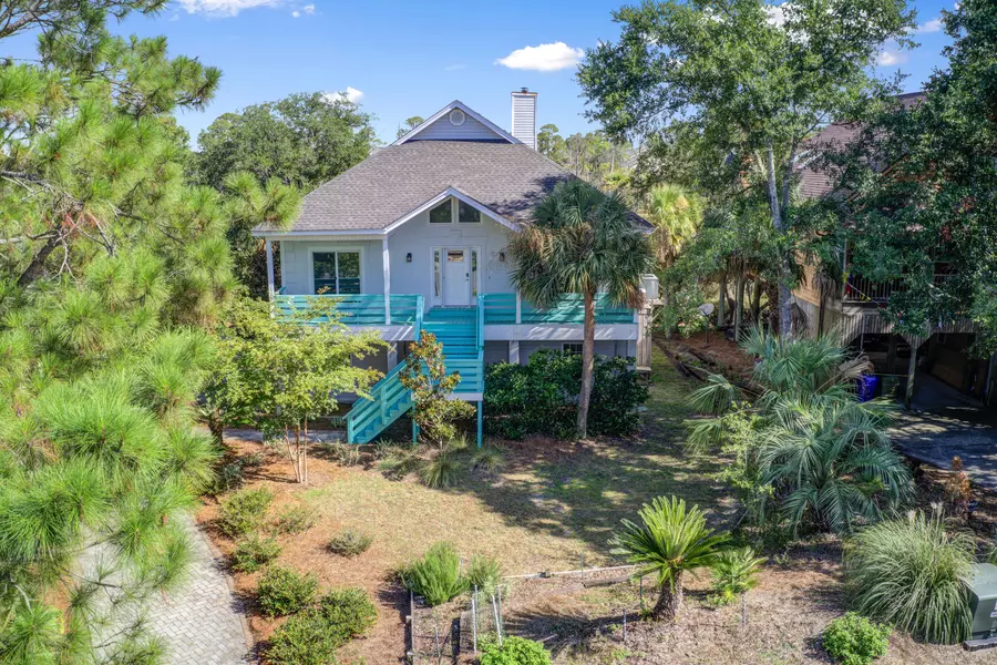 410 W Indian Ave, Folly Beach, SC 29439