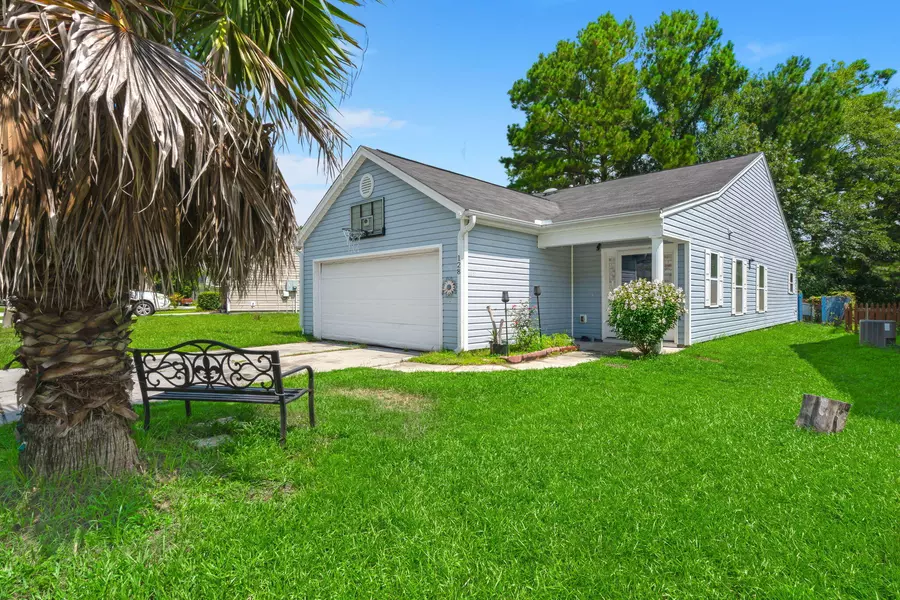 128 Coosawatchie St, Summerville, SC 29485