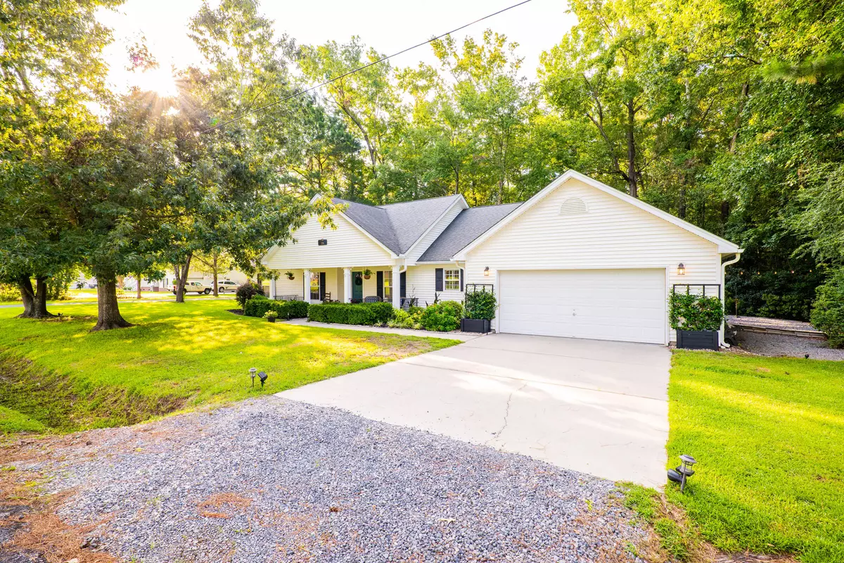 Summerville, SC 29483,156 Columns Rd