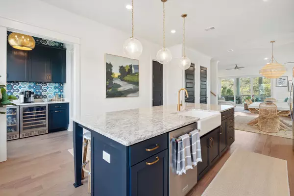 Johns Island, SC 29455,2568 Helmsman Rd