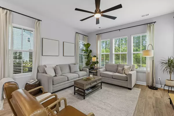 Summerville, SC 29485,385 Woodgate Way