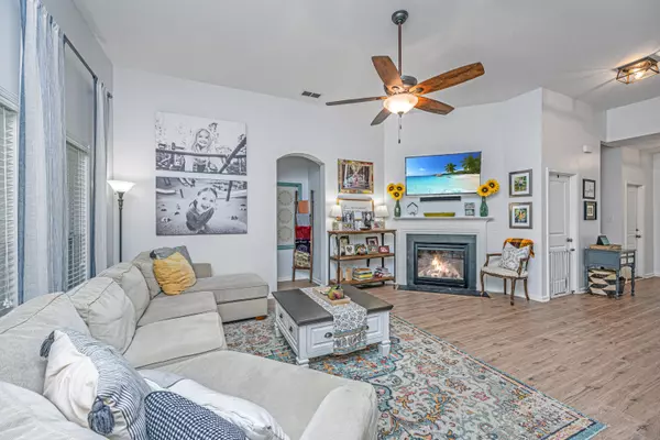 Hanahan, SC 29410,8004 Indian Hill Dr