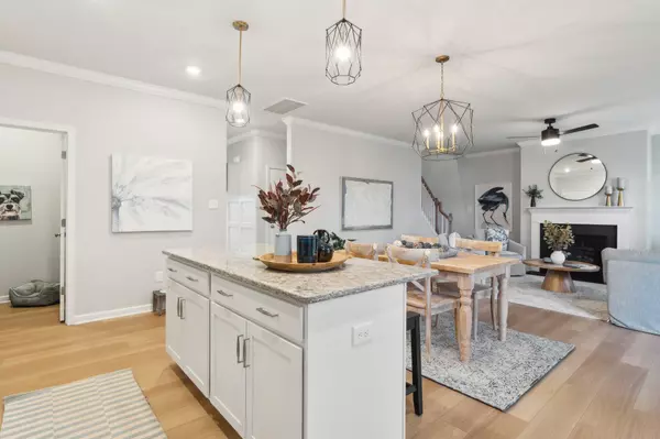 Summerville, SC 29483,548 O'Leary Cir