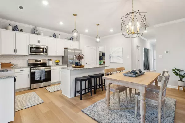 Summerville, SC 29483,548 O'Leary Cir