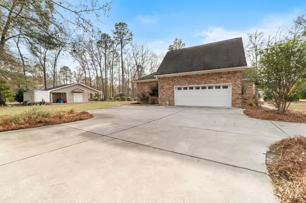 Orangeburg, SC 29118,2021 NW Griffith Dr