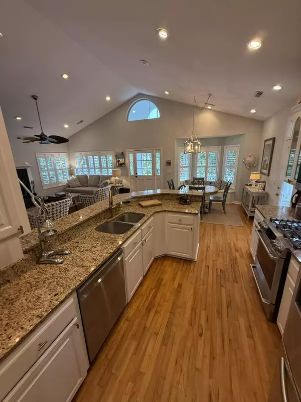 Johns Island, SC 29455,1510 Regimental Ln