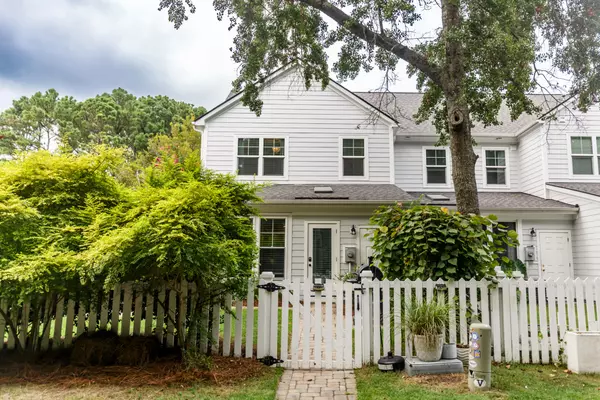 Mount Pleasant, SC 29464,3512 Billings St