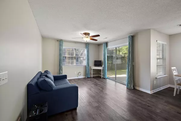 Mount Pleasant, SC 29464,1379 Center Lake Dr