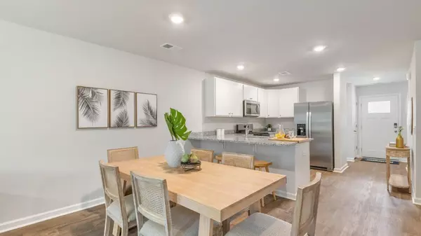 Summerville, SC 29486,154 Haventree Ct