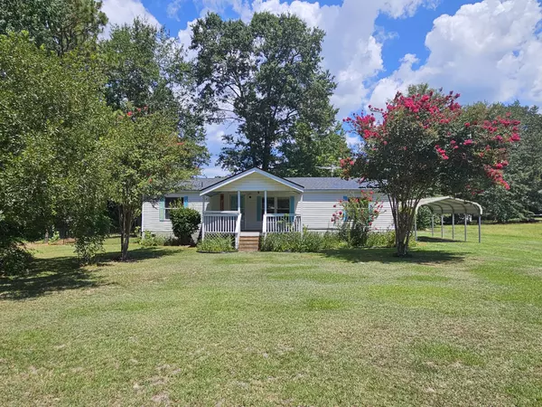 Manning, SC 29102,1075 Mockingbird Ln