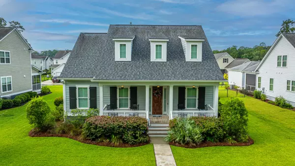 3984 Berberis Ln, Ravenel, SC 29470