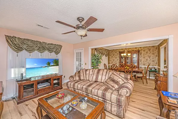 North Charleston, SC 29405,8583 Cislo Ct