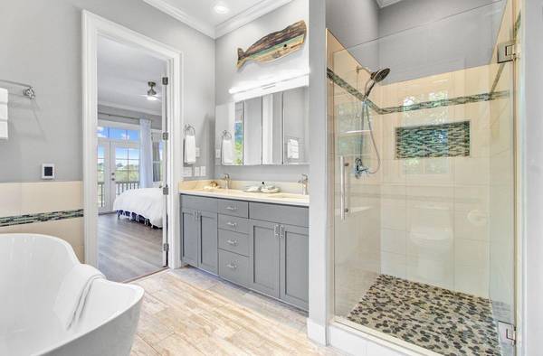 Mount Pleasant, SC 29466,350 Commonwealth Rd