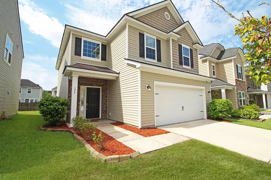177 Emerald Isle Dr, Moncks Corner, SC 29461