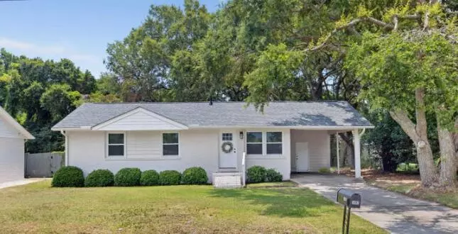 James Island, SC 29412,1487 Woodview Ln
